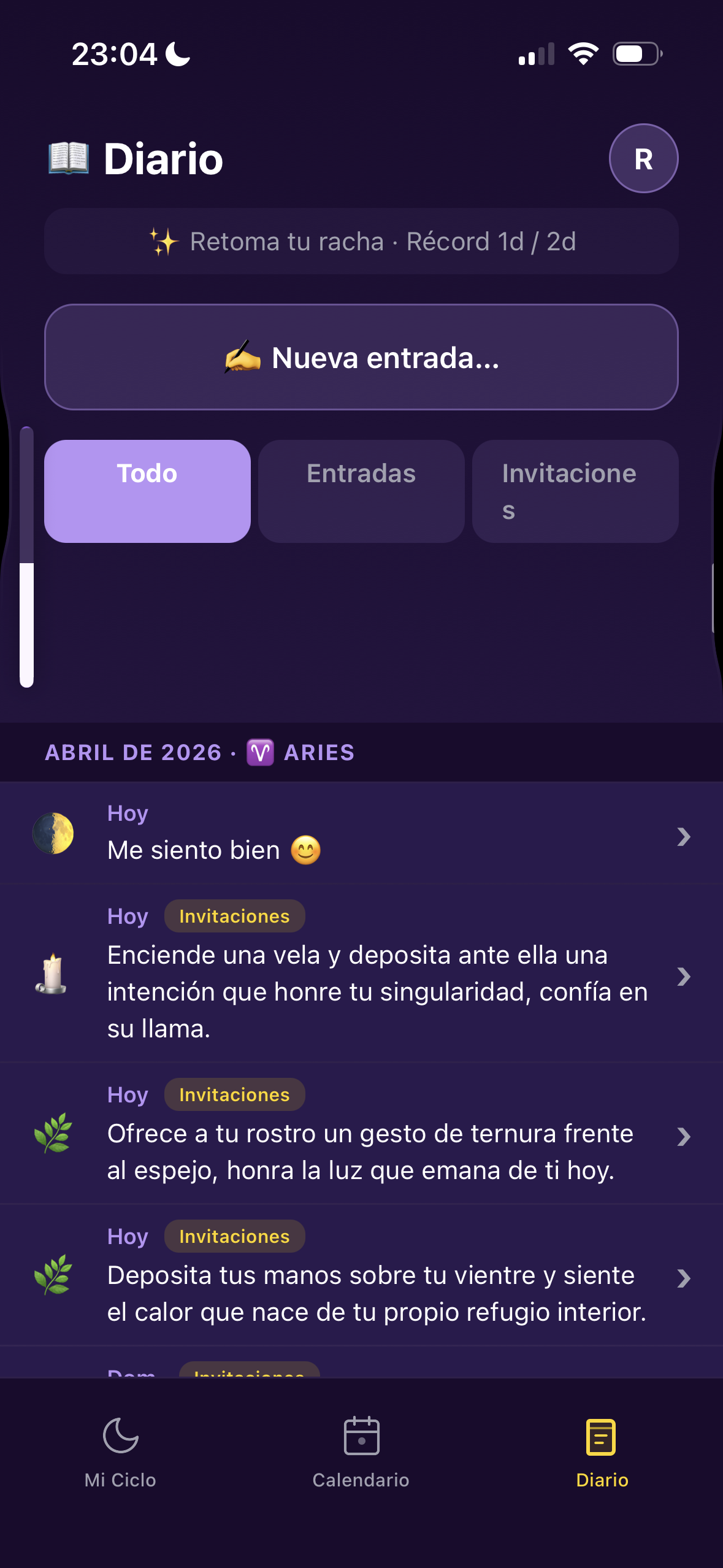 Pantalla Diario lunar en Lunation, entradas con firma astrológica del mes